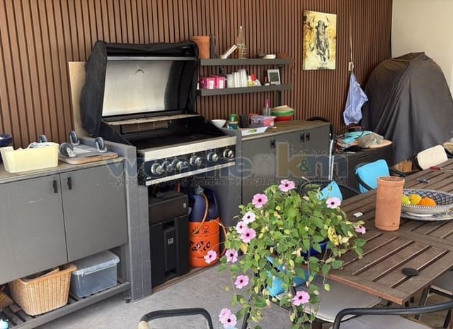 2 sypialnia Willa na sprzedaż w El Chaparral - La Siesta - La Torreta, Torrevieja z basenem garażem - 465 000 € (Ref: 9889286)