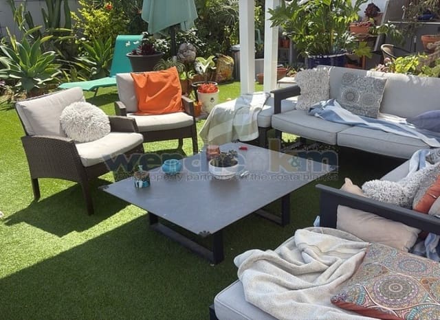 2 sypialnia Willa na sprzedaż w El Chaparral - La Siesta - La Torreta, Torrevieja z basenem garażem - 465 000 € (Ref: 9889286)