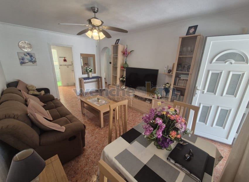 2 soverom Bungalow til salgs i Los Altos med svømmebasseng garasje - € 149 950 (Ref: 9893081)