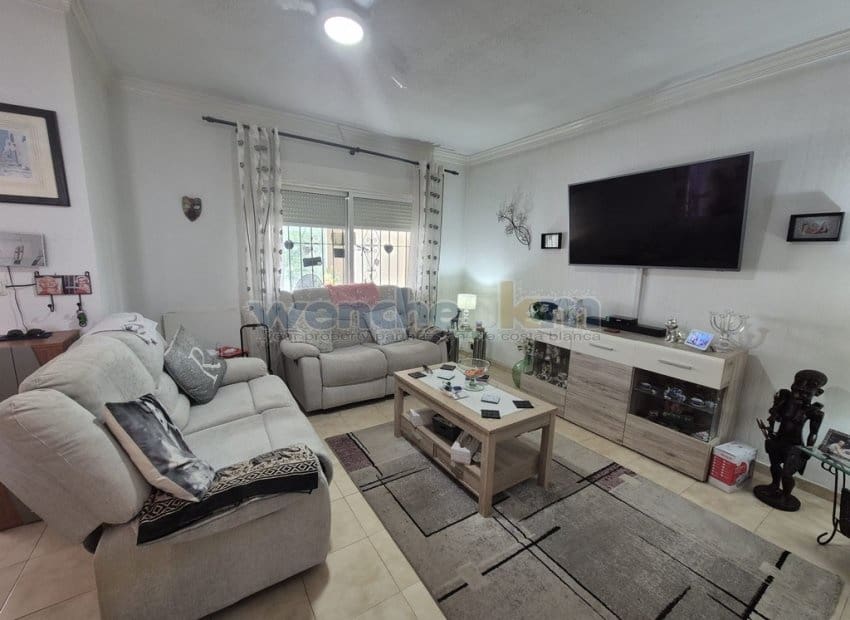 Pareado de 3 habitaciones en La Florida en venta con piscina - 179.950 € (Ref: 9971738)