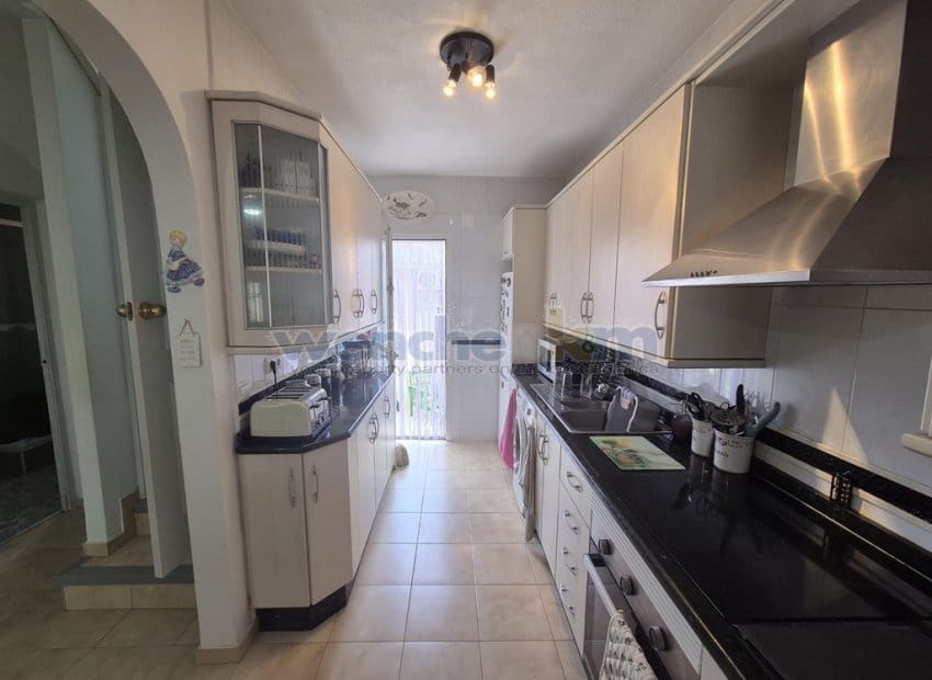 Pareado de 3 habitaciones en La Florida en venta con piscina - 179.950 € (Ref: 9971738)