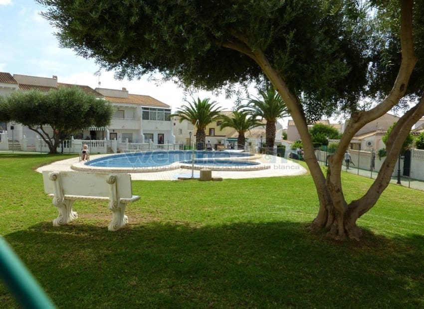 Pareado de 3 habitaciones en La Florida en venta con piscina - 179.950 € (Ref: 9971738)