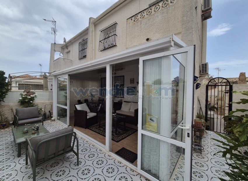 Pareado de 3 habitaciones en La Florida en venta con piscina - 179.950 € (Ref: 9971738)
