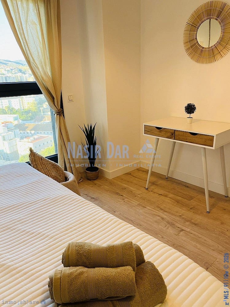 3 Zimmer Apartment zu verkaufen in Malaga Stadt mit Pool Garage - 950.000 € (Ref: 10001278)