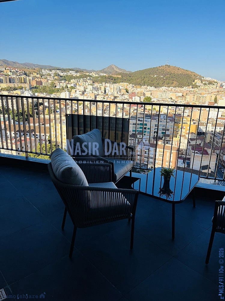 3 Zimmer Apartment zu verkaufen in Malaga Stadt mit Pool Garage - 950.000 € (Ref: 10001278)
