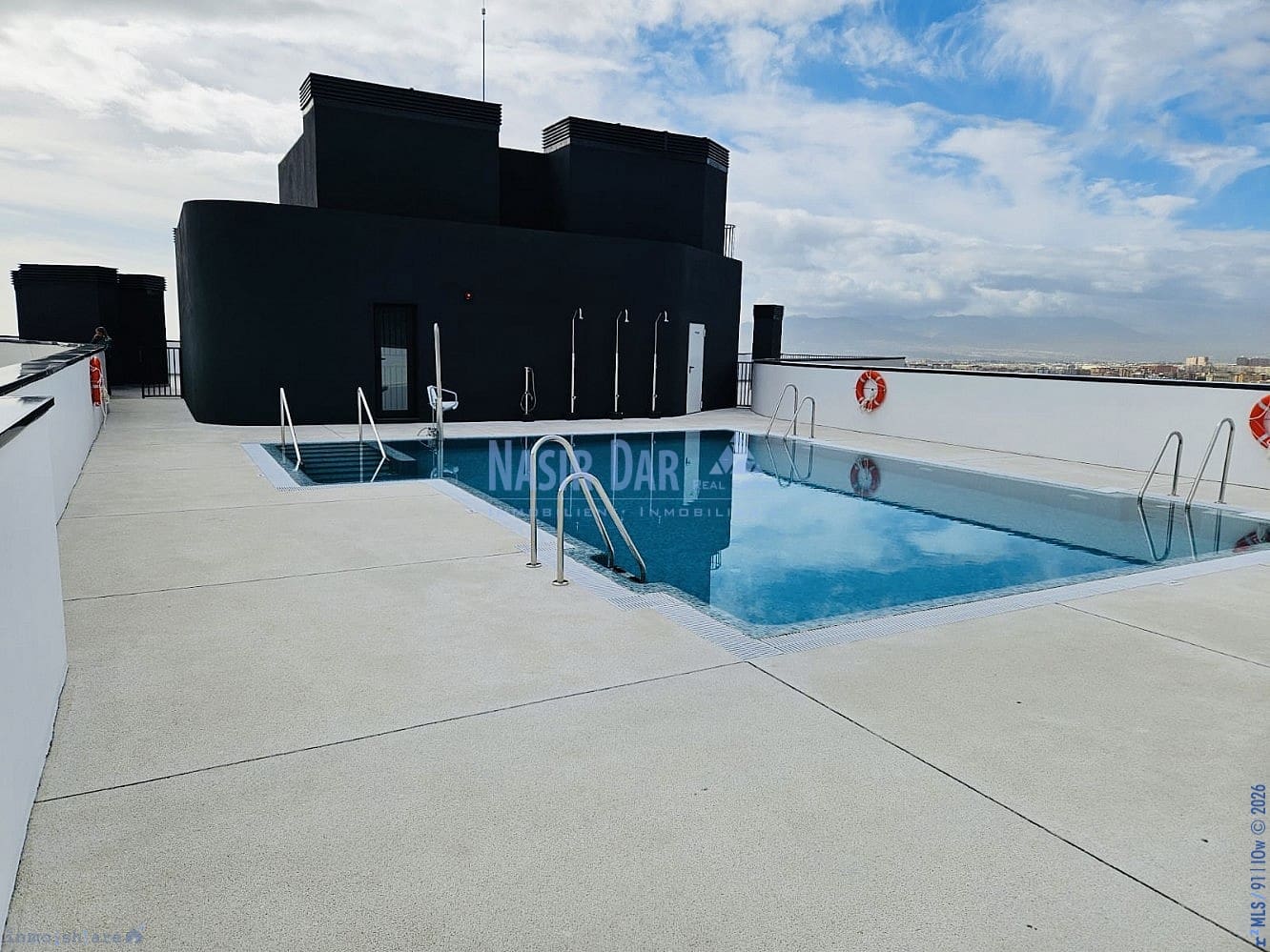 3 Zimmer Apartment zu verkaufen in Malaga Stadt mit Pool Garage - 950.000 € (Ref: 10001278)