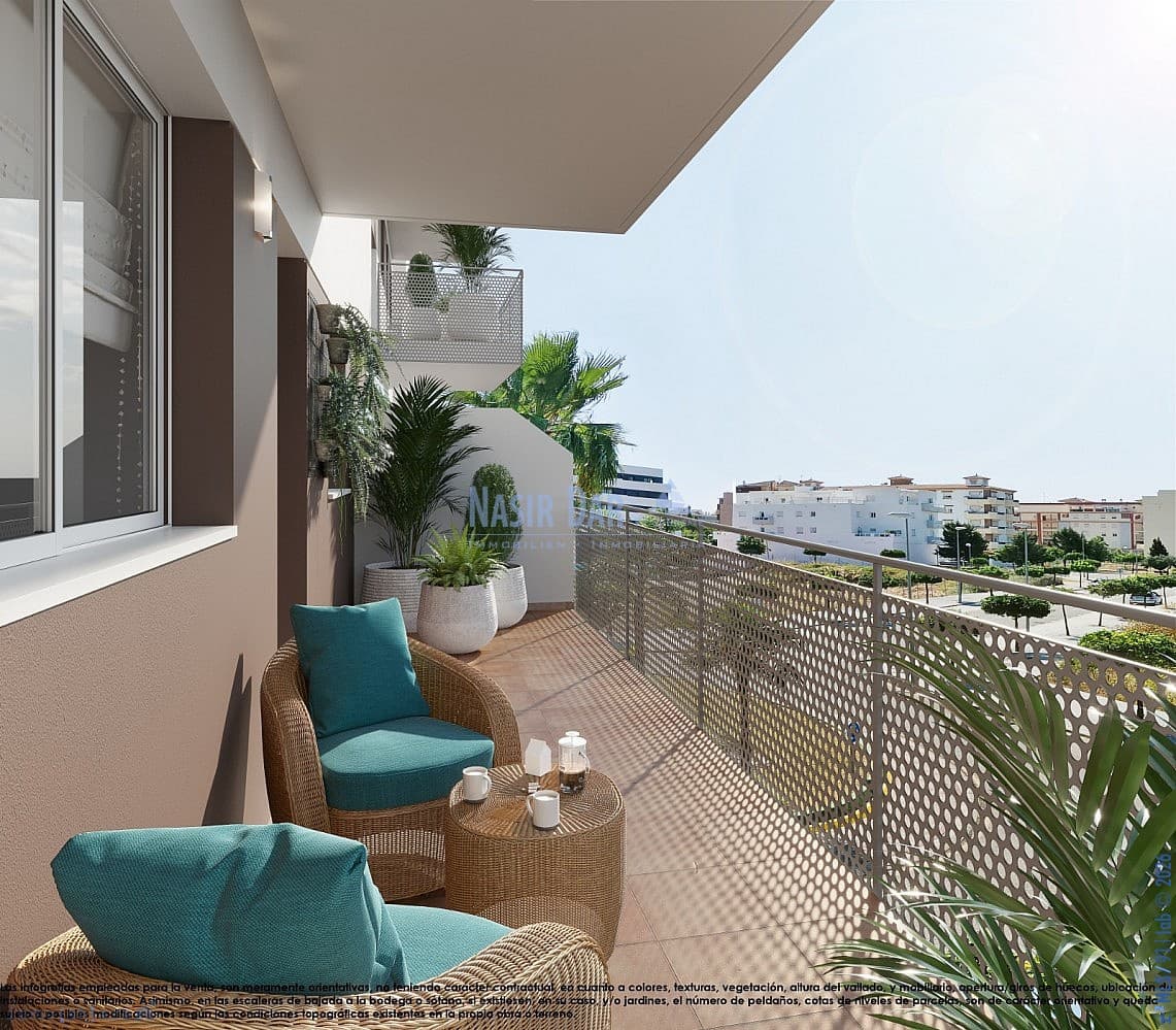 Apartamento de 2 habitaciones en Vélez-Málaga en venta con piscina garaje - 249.950 € (Ref: 10005918)