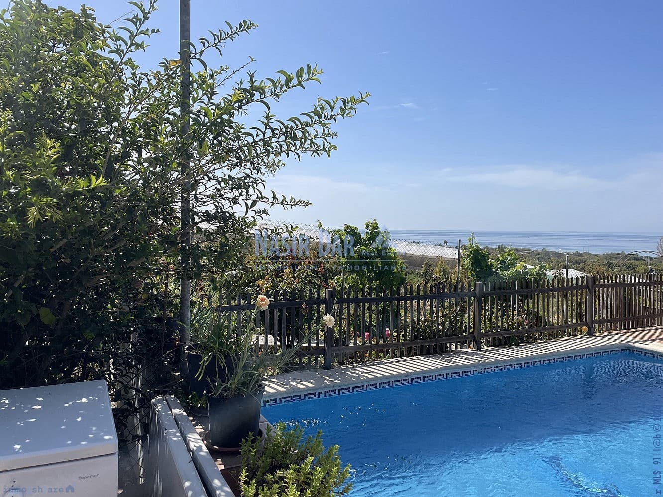 2 sovrum Hus till salu i Nerja med pool garage - 477 000 € (Ref: 10007898)