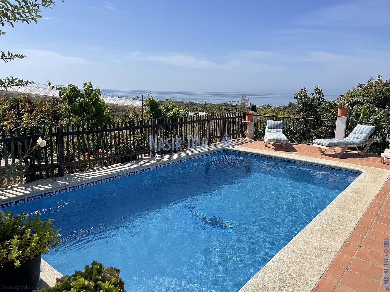 2 sovrum Hus till salu i Nerja med pool garage - 477 000 € (Ref: 10007898)