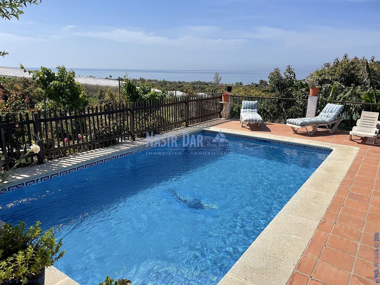 2 sovrum Hus till salu i Nerja med pool garage - 477 000 € (Ref: 10007898)