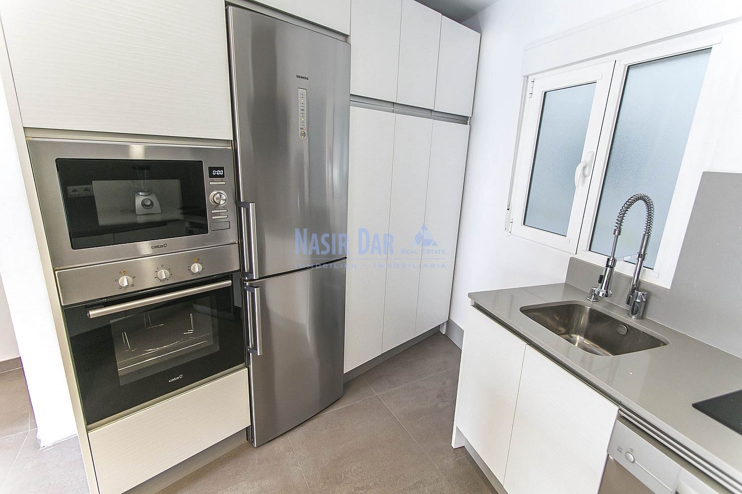 Appartement de 2 chambres de location de vacances à Nerja avec piscine - 609 € (Ref: 10009831)