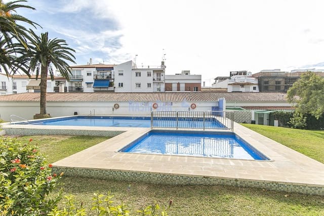 Appartement de 2 chambres de location de vacances à Centro, Nerja avec piscine - 609 € (Ref: 10009831)