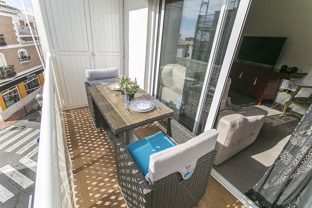 Appartement de 2 chambres de location de vacances à Centro, Nerja avec piscine - 609 € (Ref: 10009831)