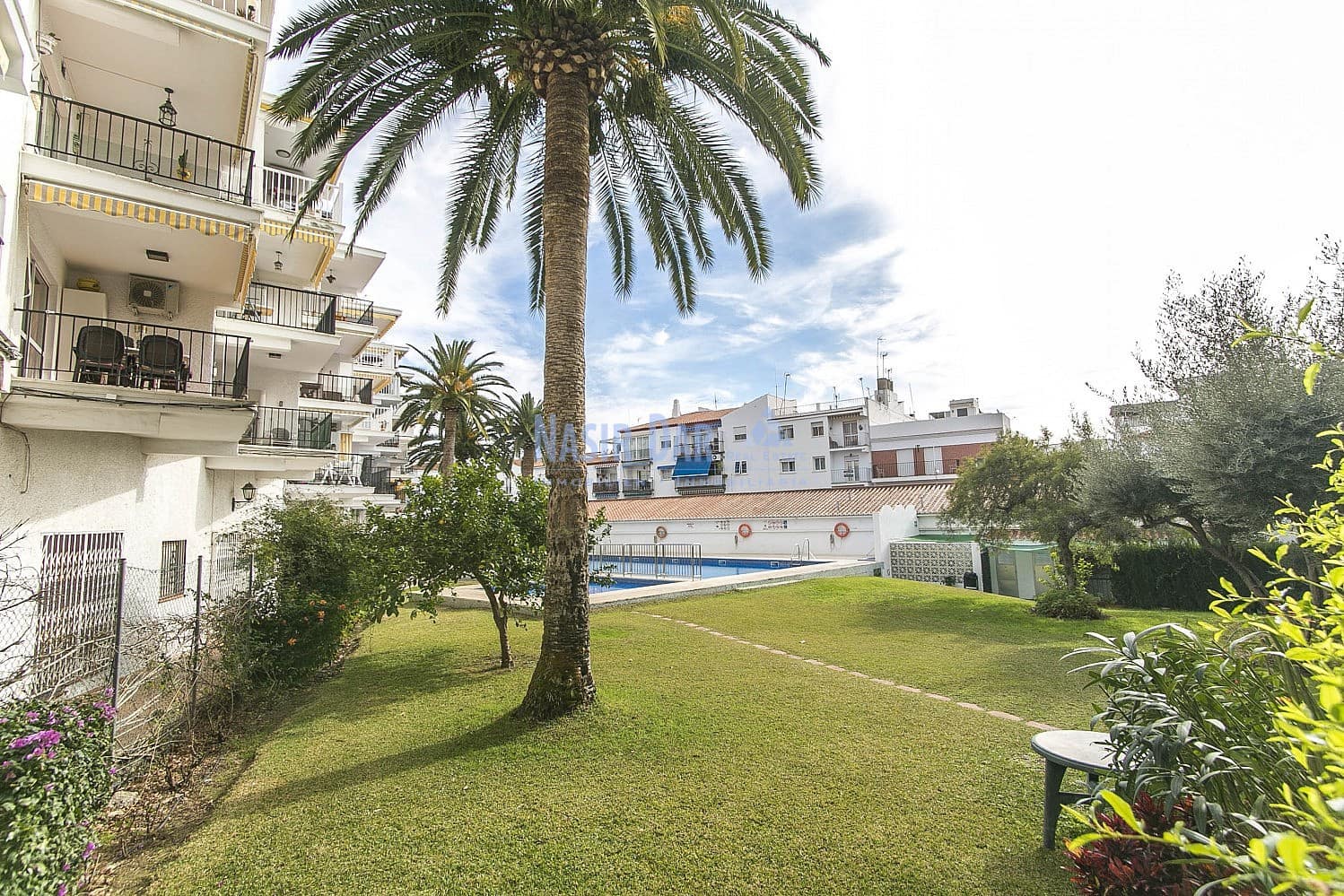 Appartement de 2 chambres de location de vacances à Nerja avec piscine - 609 € (Ref: 10009831)