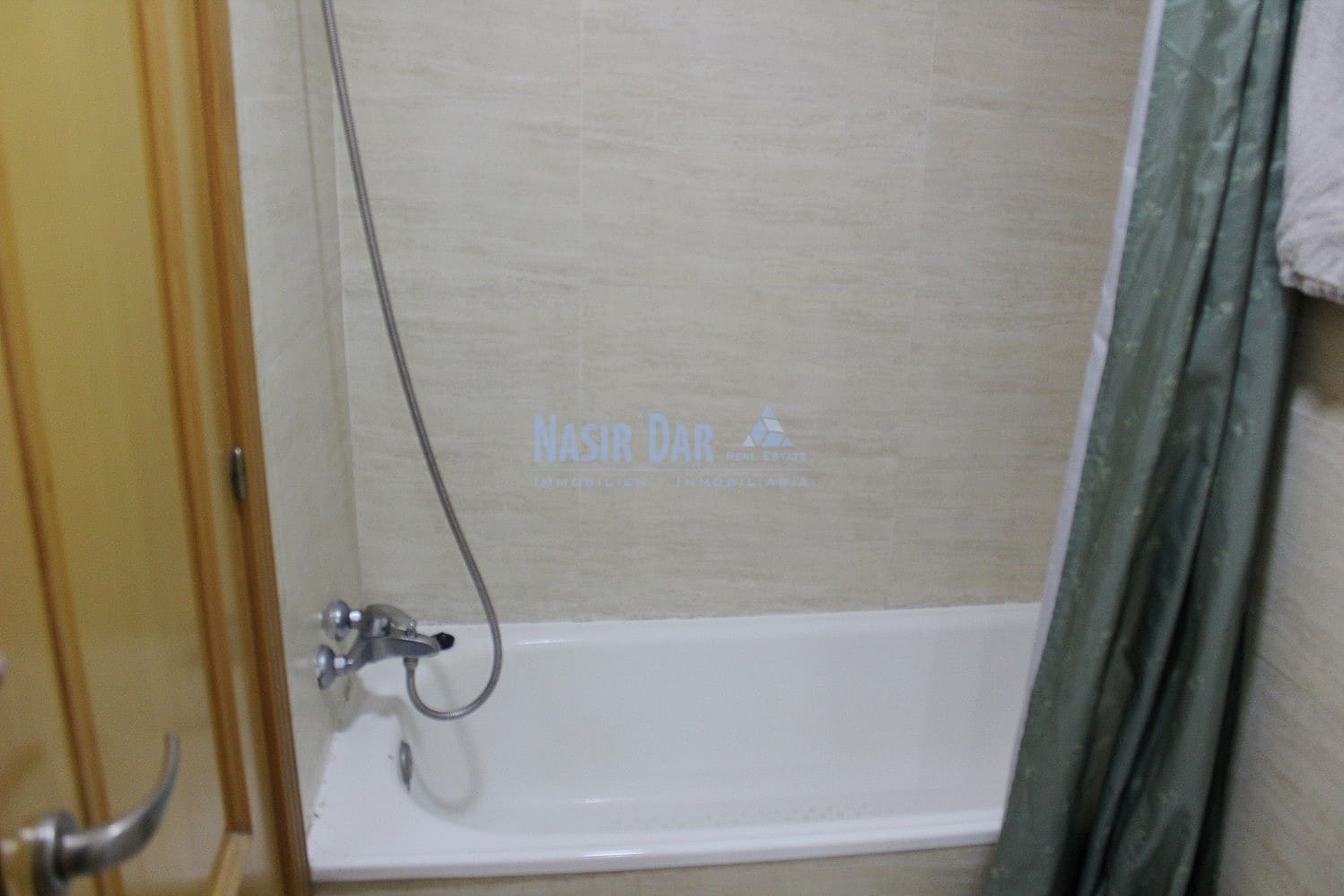 1 bedroom Apartment for sale in Nerja with garage - € 280,000 (Ref: 10017755)