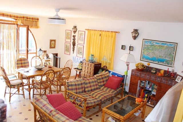 3 makuuhuone Paritalo myytävänä paikassa Centro, Nerja mukana uima-altaan 
autotalli - 425 000 € (Ref: 10018066)
