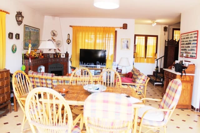 3 makuuhuone Paritalo myytävänä paikassa Centro, Nerja mukana uima-altaan 
autotalli - 425 000 € (Ref: 10018066)