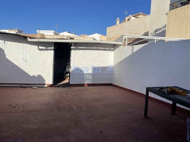2 makuuhuone Omakotitalo myytävänä paikassa Centro, Nerja - 599 000 € (Ref: 10039009)