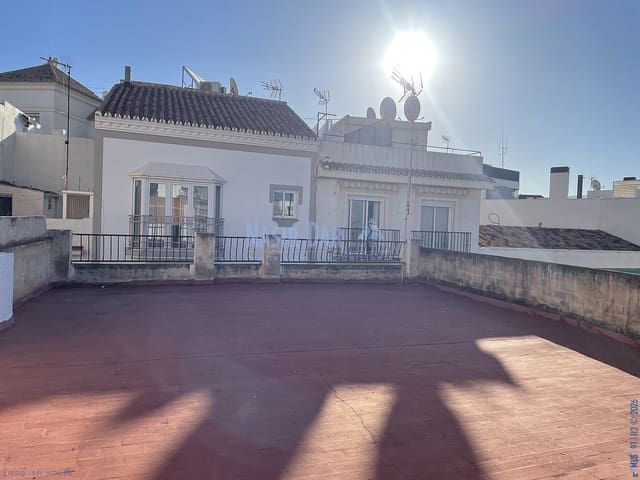 2 makuuhuone Omakotitalo myytävänä paikassa Centro, Nerja - 599 000 € (Ref: 10039009)