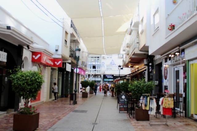 2 slaapkamer Appartement te koop in Centro, Nerja - € 235.000 (Ref: 10076953)