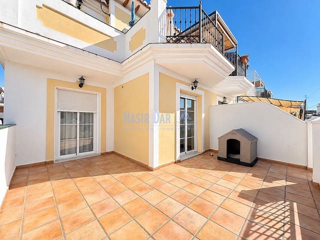 3 chambre Villa/Maison Semi-Mitoyenne à vendre à Centro, Nerja avec piscine garage - 380 000 € (Ref: 10081566)