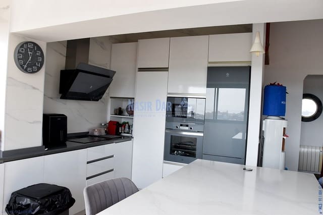 3 quarto Casa em Banda para venda em Centro, Nerja com piscina garagem - 610 000 € (Ref: 10158325)