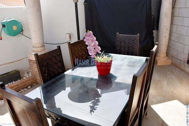 3 quarto Casa em Banda para venda em Centro, Nerja com piscina garagem - 610 000 € (Ref: 10158325)