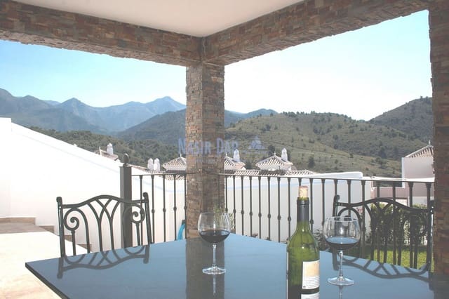 4 soverom Villa til salgs i Frigiliana med svømmebasseng - € 845 000 (Ref: 4452636)