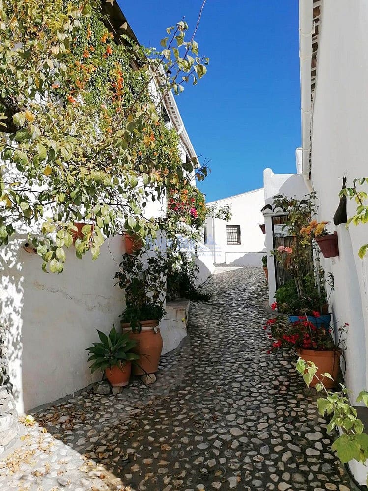 2 soveværelse Villa til salg i Frigiliana - € 145.000 (Ref: 4452637)