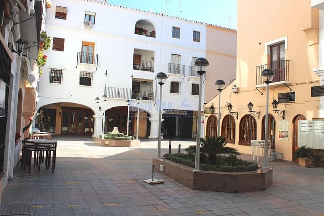 Kommersiell til salgs i Centro, Nerja - € 800 000 (Ref: 4452648)