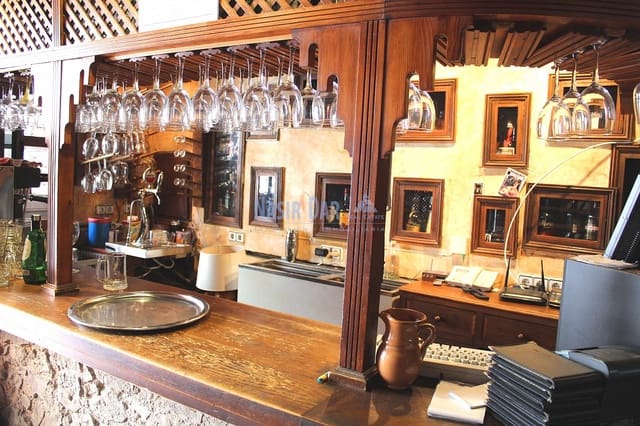 Kommersiell til salgs i Centro, Nerja - € 800 000 (Ref: 4452648)