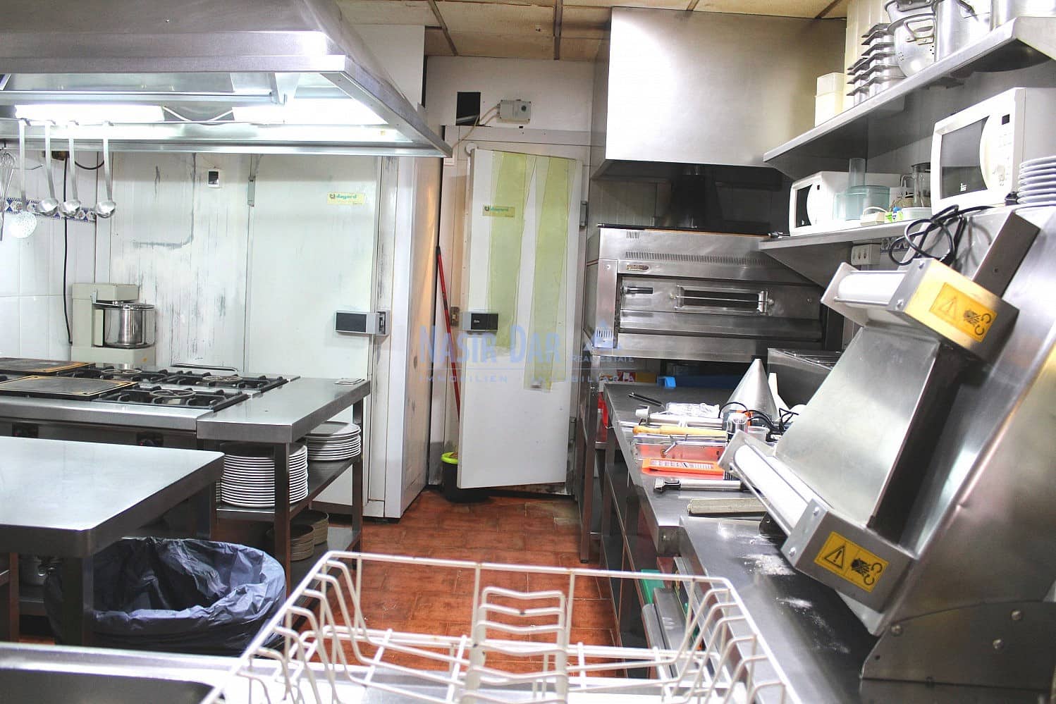 Erhverv til salg i Nerja - € 800.000 (Ref: 4452648)