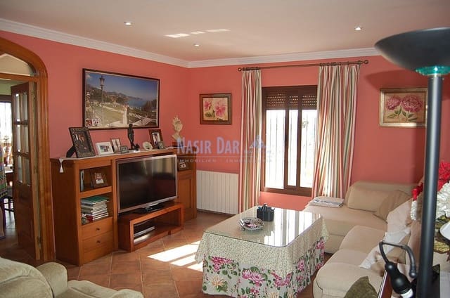 3 sovrum Villa till salu i Centro, Nerja med pool garage - 499 000 € (Ref: 4452667)
