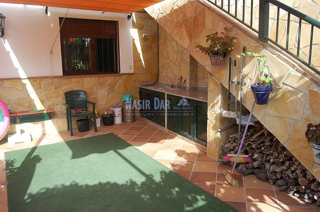 3 soveværelse Villa til salg i Nerja med swimmingpool garage - € 499.000 (Ref: 4452667)