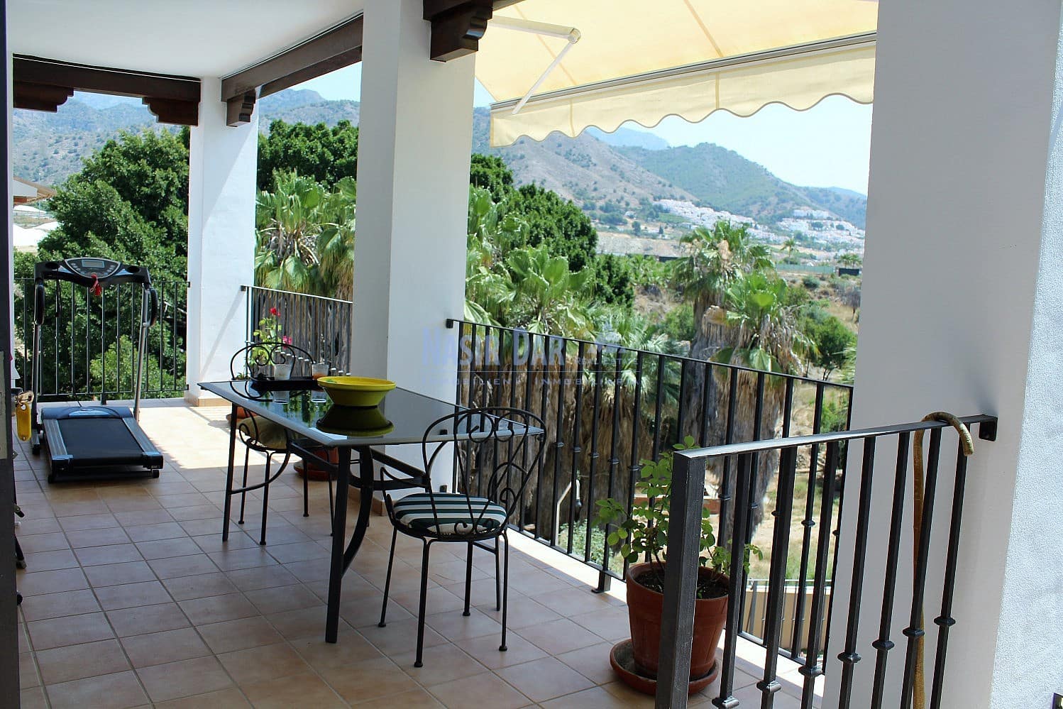 5 soveværelse Villa til salg i Nerja med swimmingpool garage - € 650.000 (Ref: 4452675)