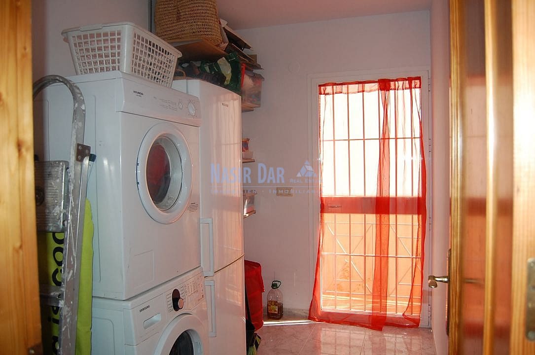 6 soveværelse Villa til salg i Nerja med swimmingpool garage - € 550.000 (Ref: 4452691)