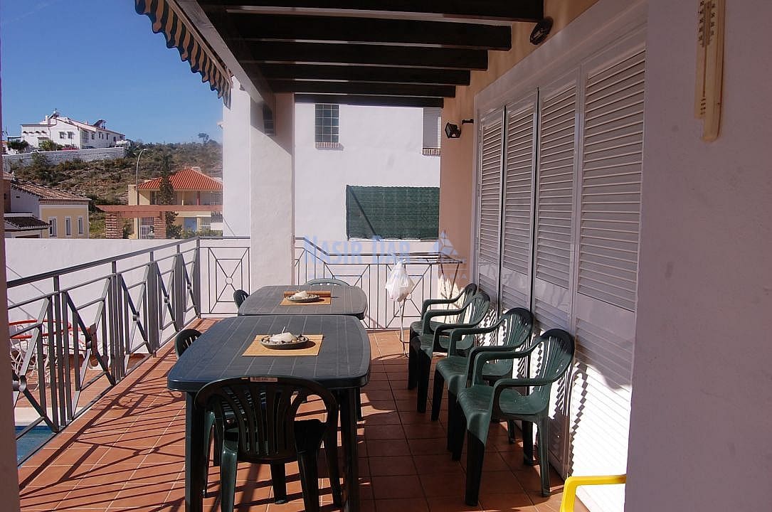 6 soveværelse Villa til salg i Nerja med swimmingpool garage - € 550.000 (Ref: 4452691)