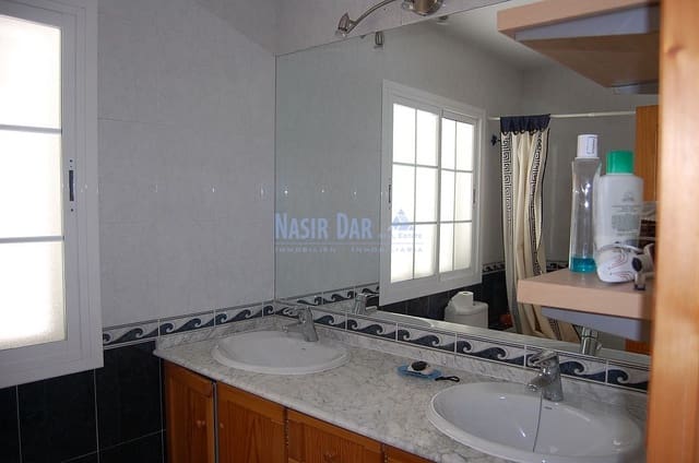 6 soveværelse Villa til salg i Almijara, Nerja med swimmingpool garage - € 550.000 (Ref: 4452691)