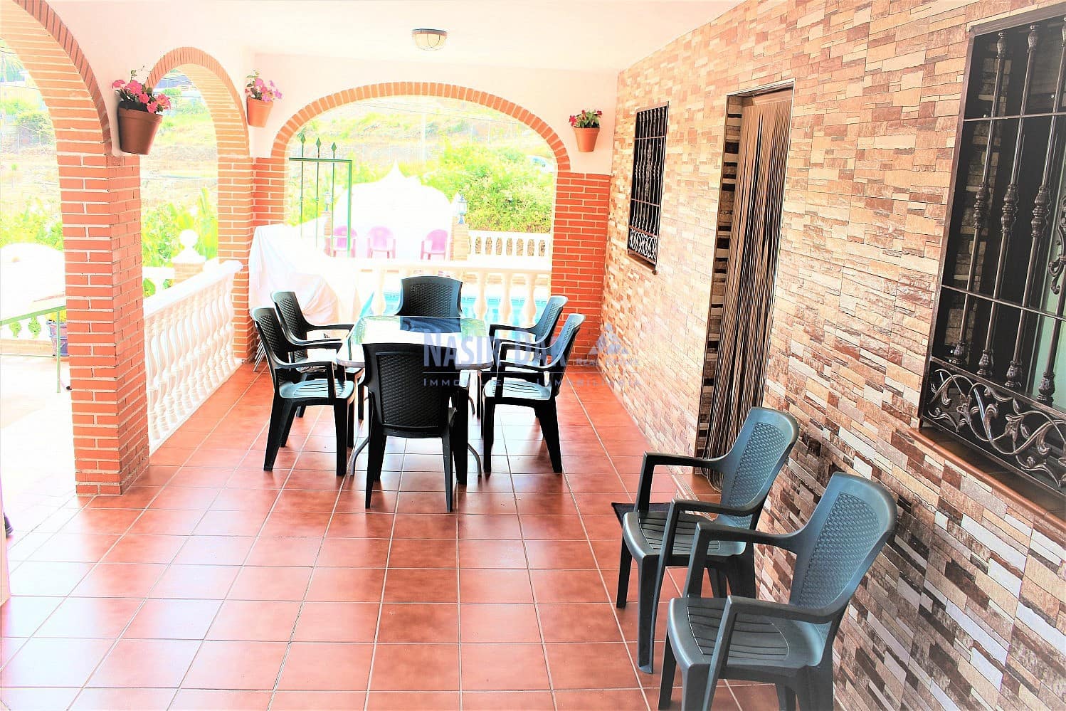 2 sypialnia Finka/Dom wiejski na sprzedaż w Nerja z basenem - 370 000 € (Ref: 4452694)