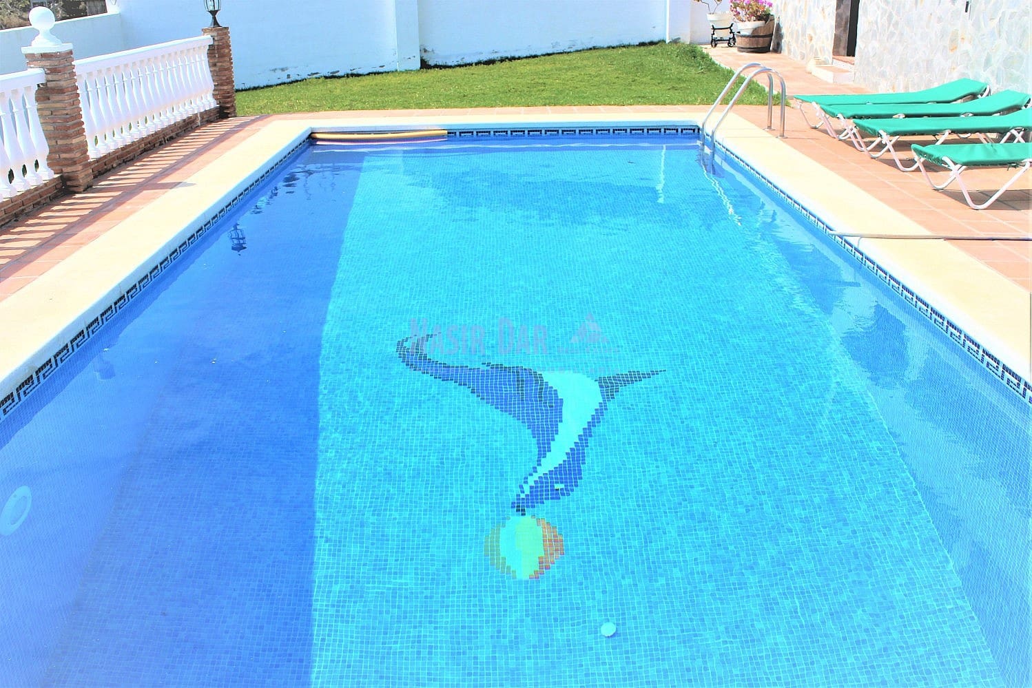 2 sypialnia Finka/Dom wiejski na sprzedaż w Nerja z basenem - 370 000 € (Ref: 4452694)