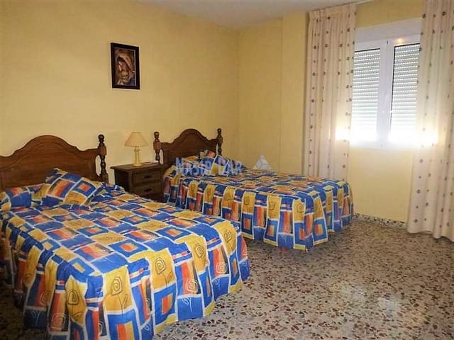 4 soverom Leilighet til salgs i Chaparil - Torrecilla - Punta Lara, Nerja med garasje - € 336 000 (Ref: 4452698)