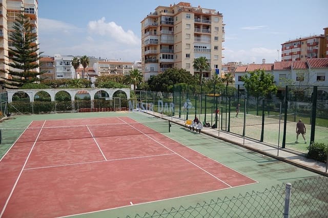 1 sovrum Lägenhet till salu i El Peñoncillo, Torrox - 270 000 € (Ref: 4452741)