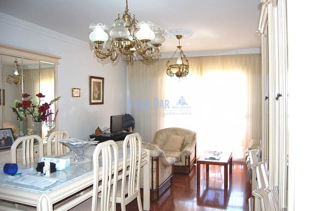 4 soveværelse Lejlighed til salg i Centro, Nerja - € 350.000 (Ref: 4452758)