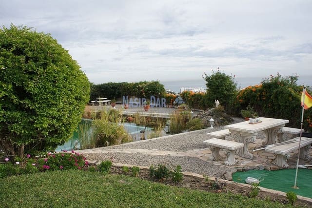 Chalet de 3 habitaciones en Torrox Pueblo, Torrox en venta con piscina - 520.000 € (Ref: 4452759)