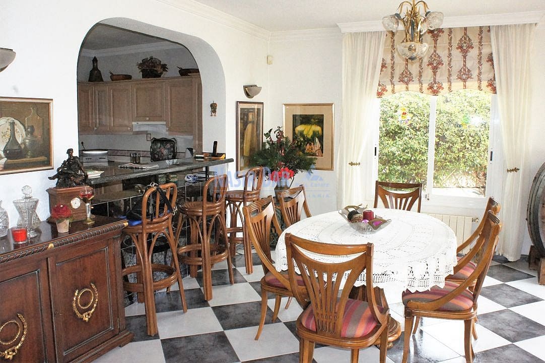 3 sypialnia Willa na sprzedaż w Torrox z basenem - 520 000 € (Ref: 4452759)