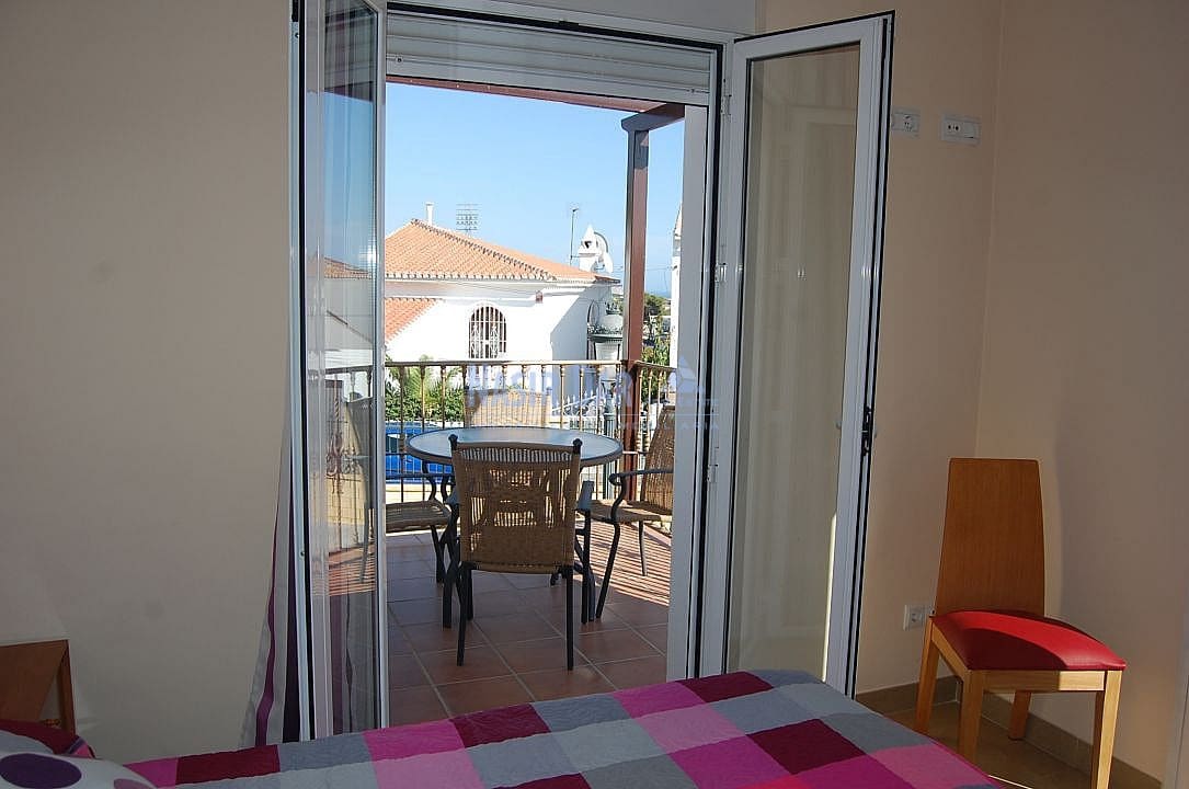 3 soveværelse Semi-Rækkehus til salg i Nerja med swimmingpool - € 490.000 (Ref: 4452766)