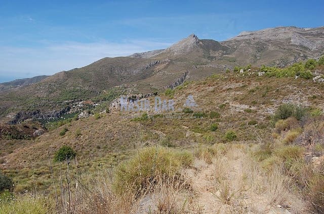 Undeveloped Land for sale in Centro, Nerja - € 1,500,000 (Ref: 4452773)