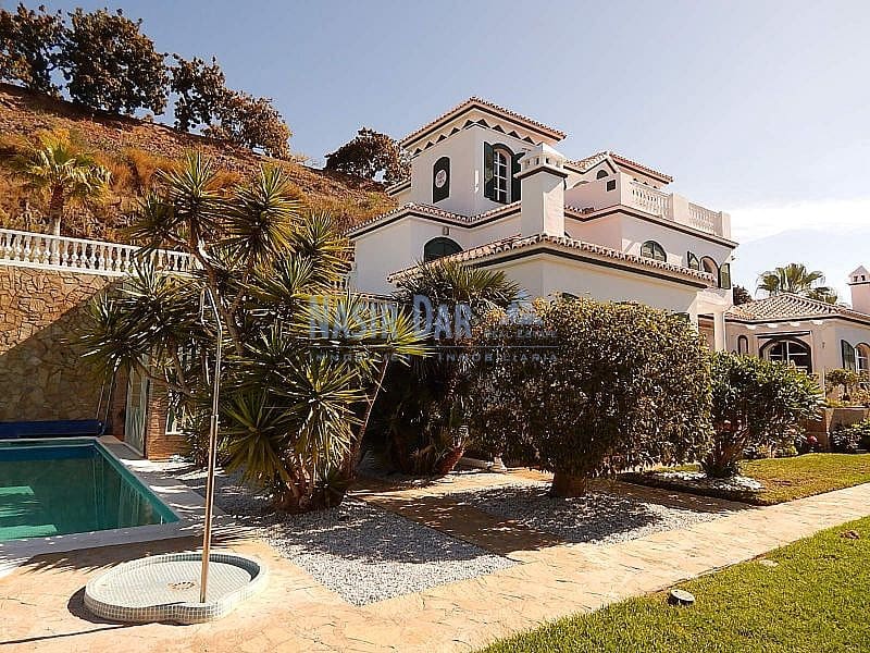 8 soveværelse Villa til salg i Torrox med swimmingpool - € 1.400.000 (Ref: 4452788)