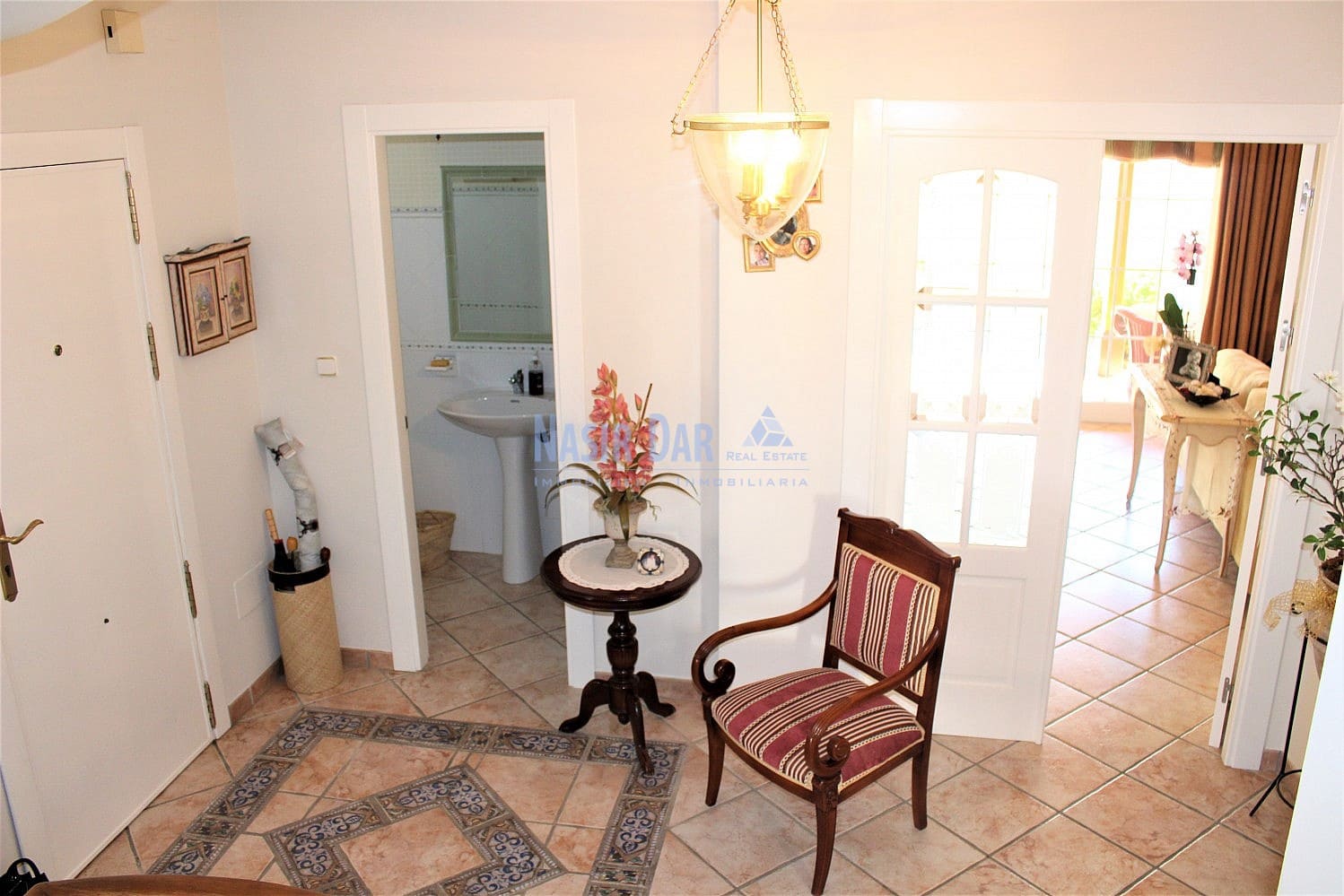 4 chambre Villa/Maison à vendre à Nerja avec piscine - 850 000 € (Ref: 4518381)