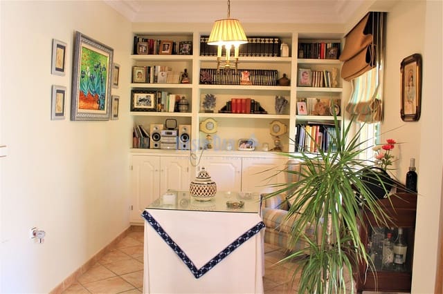 4 soverom Villa til salgs i Centro, Nerja med svømmebasseng - € 850 000 (Ref: 4518381)